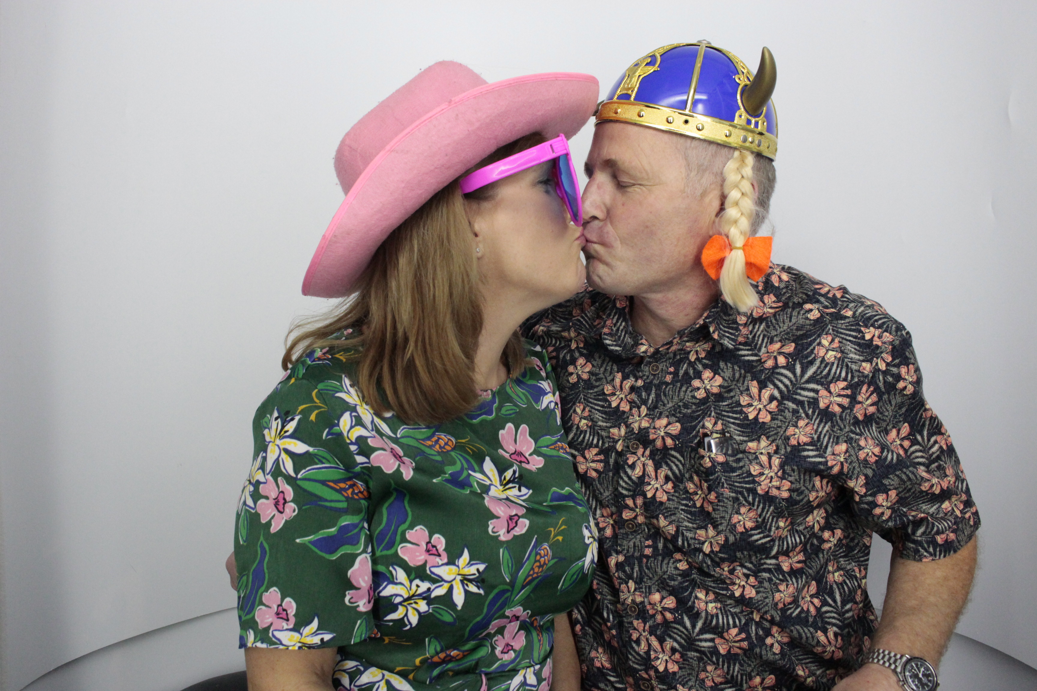 Sinead Byng 50th Birthday Party | View more photos from the event at gallery.myphotoboothexperience.co.uk/u/MyPhotoBoothExperienceLtd/Sinead-Byng-50th-Birthday-Party